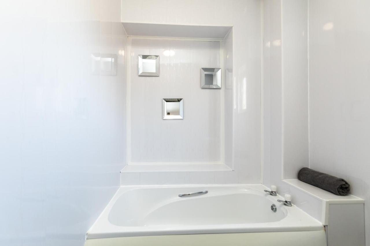 ניוקאסל City Centre Super Spacious Apartments Free Parking And Wi Fi מראה חיצוני תמונה